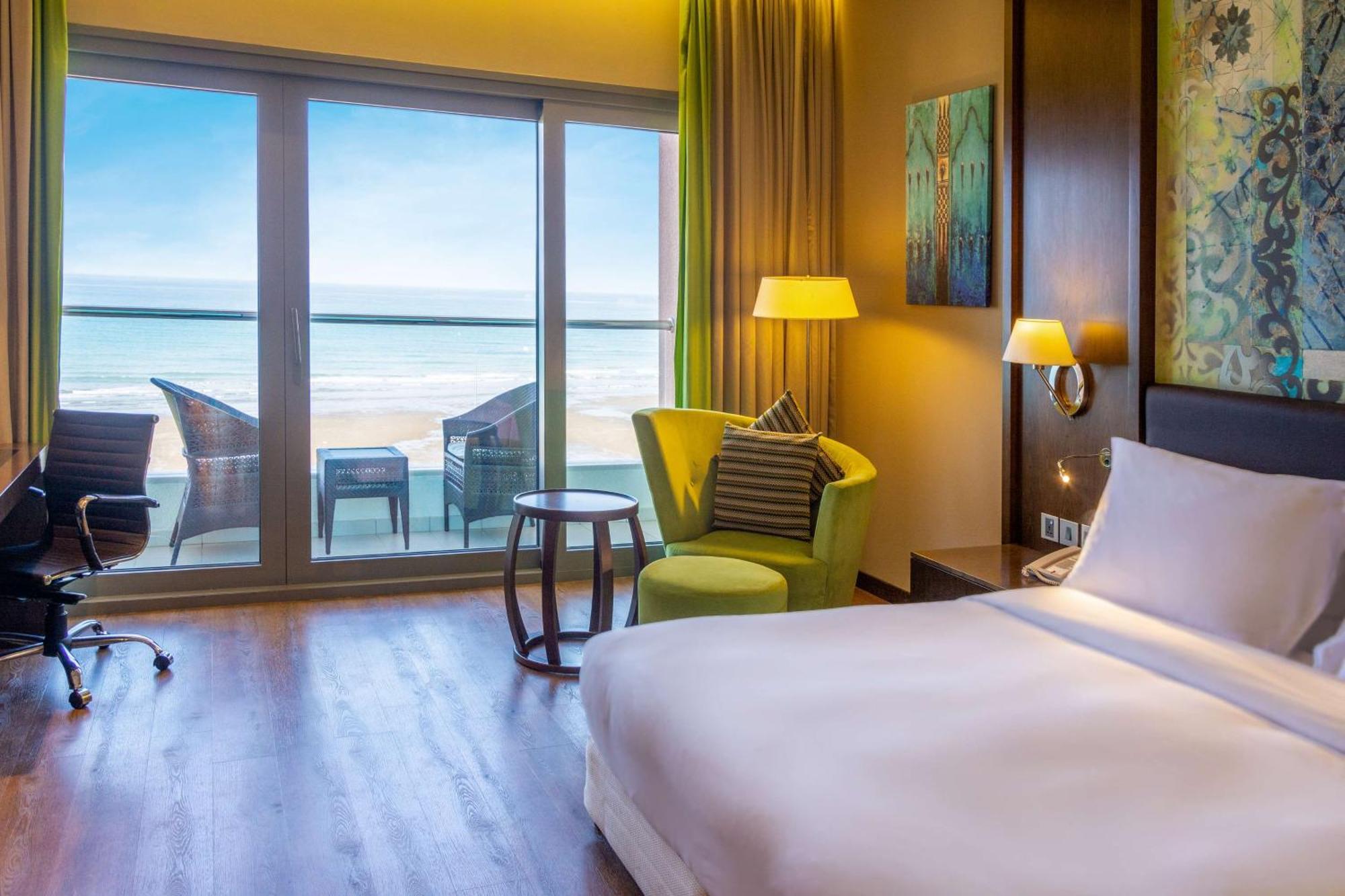 Radisson Blu Hotel & Resort, Sohar Ngoại thất bức ảnh